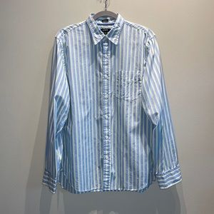 J. Crew button up long sleeve shirt. Tailored fit. Mens medium. Good condition.